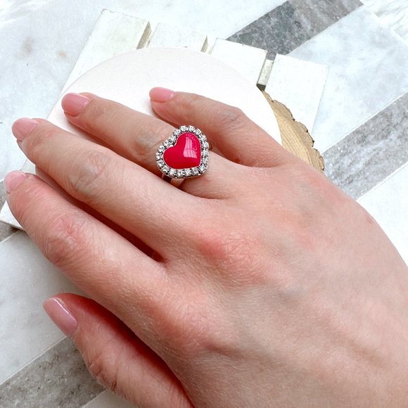 Cute Swarovski Fuchsia Heart Ring - Picture 4 of 4